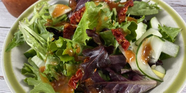 Tangy Tomato Dressing - My Ketogenic Kitchen