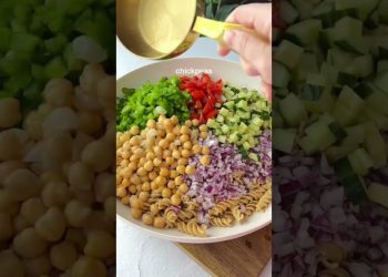 I’m obsessed with this salad #shorts