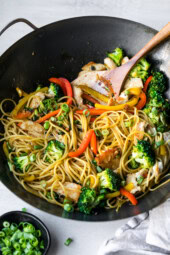 Chicken Lo Mein