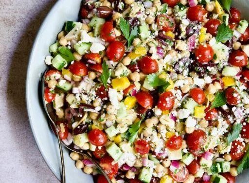 Mediterranean Chickpea Chop Salad
